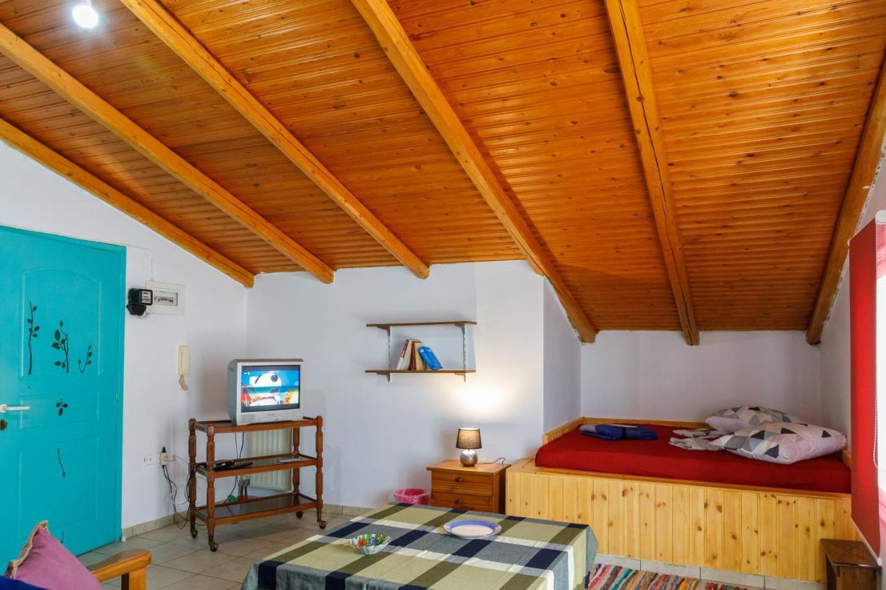 Ρήγας: Όμορφα Στο Μεσολόγγι. Δ2 Appartement Buitenkant foto
